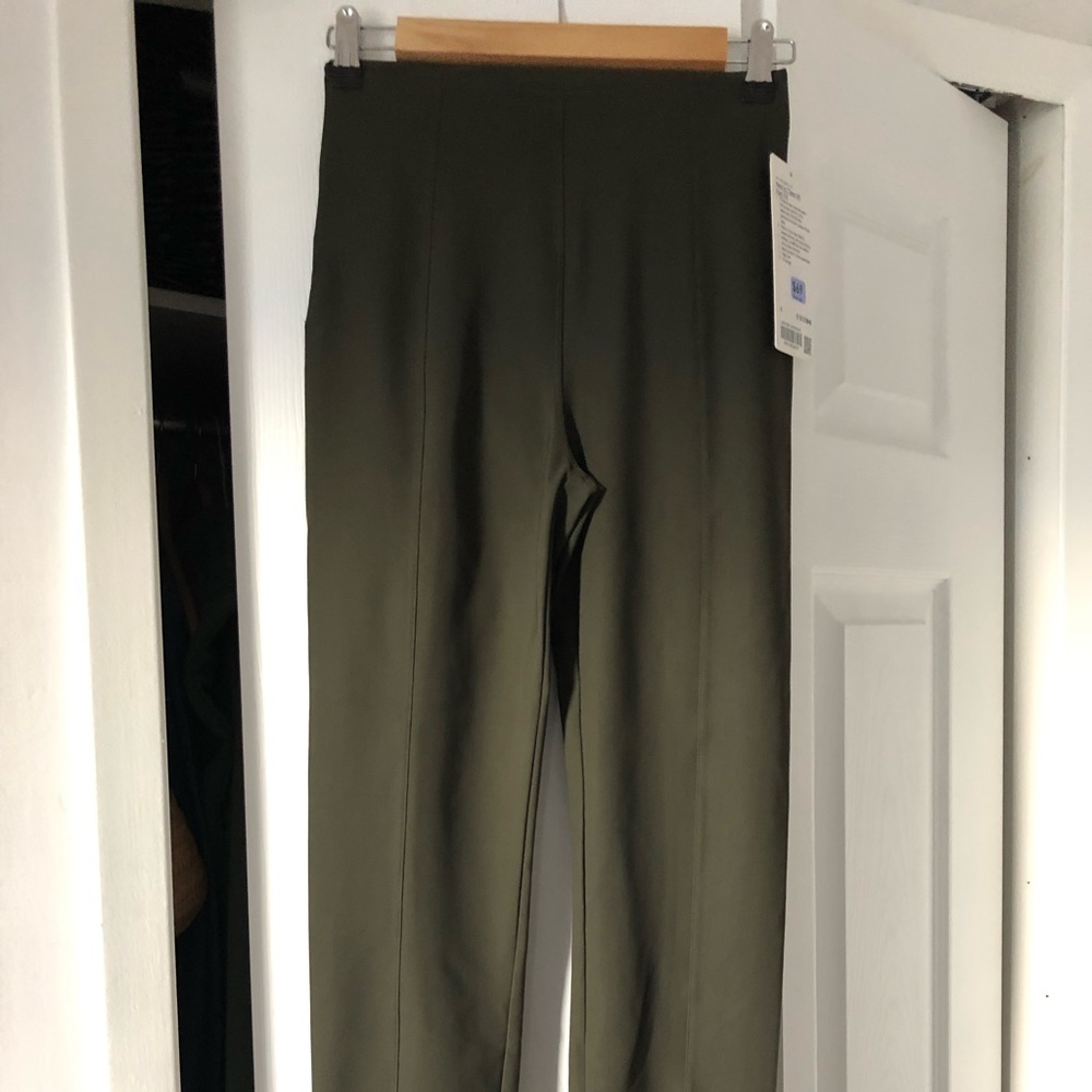 NWT - Lululemon Here to there HR pant